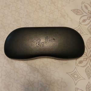 Ray Ban glasses case 🙋🏾‍♀️
